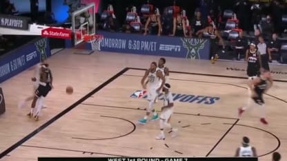 Youngster Clay Shocks Liston.