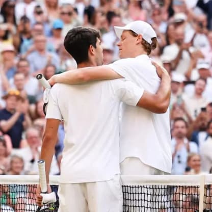 carlos and jinnik hug