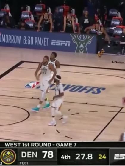 Youngster Clay Shocks Liston.